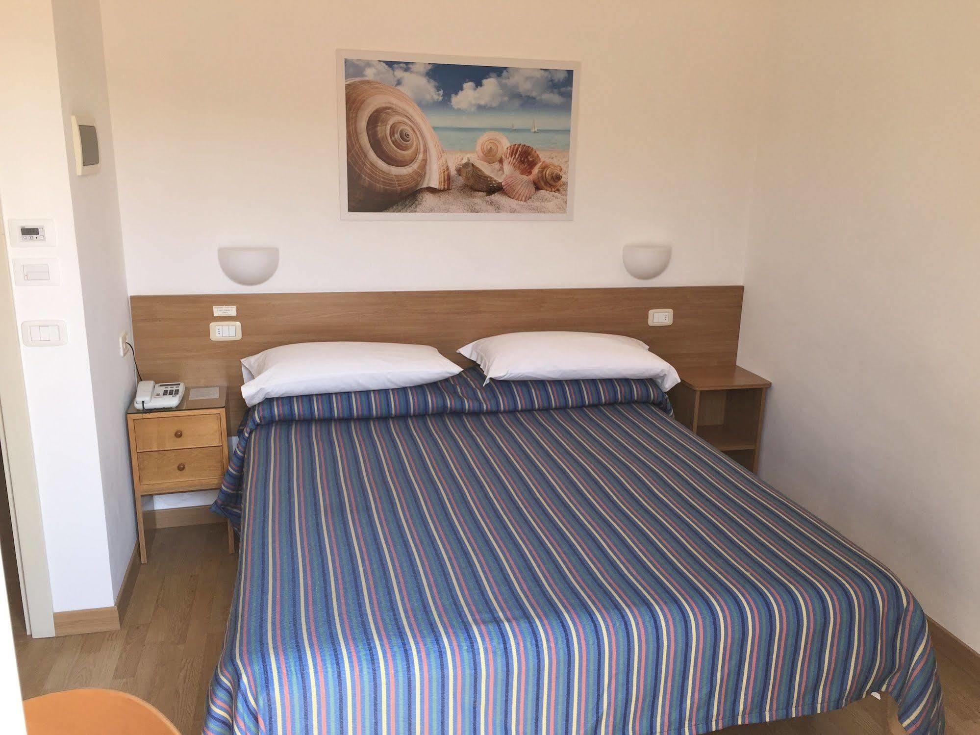 ספרלונגה Hotel Mayor מראה חיצוני תמונה